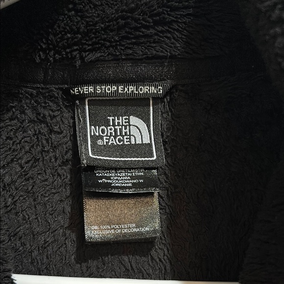 The North Face Women's Black Teddy Jacket - Picture 3 of 8